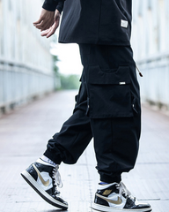 Streetwear Black Loose Large-Pocket Cargo Pants