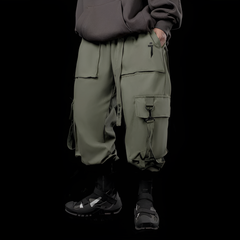 11 Bybbs Dark Cargo Pants