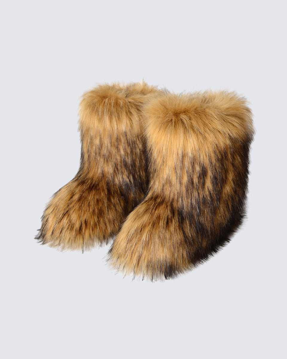 Fuzzy Snow Boots