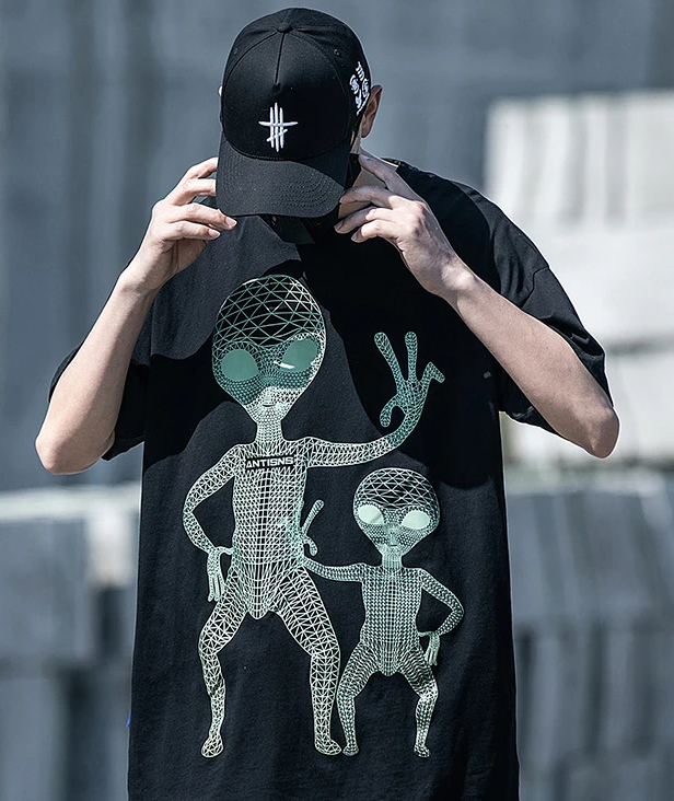 Alien Graphic Tee
