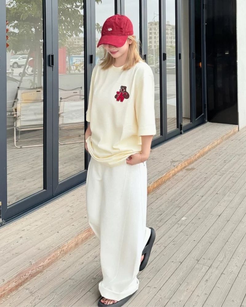 Steetwear Brown Bear Towel Embroidery T-Shirt