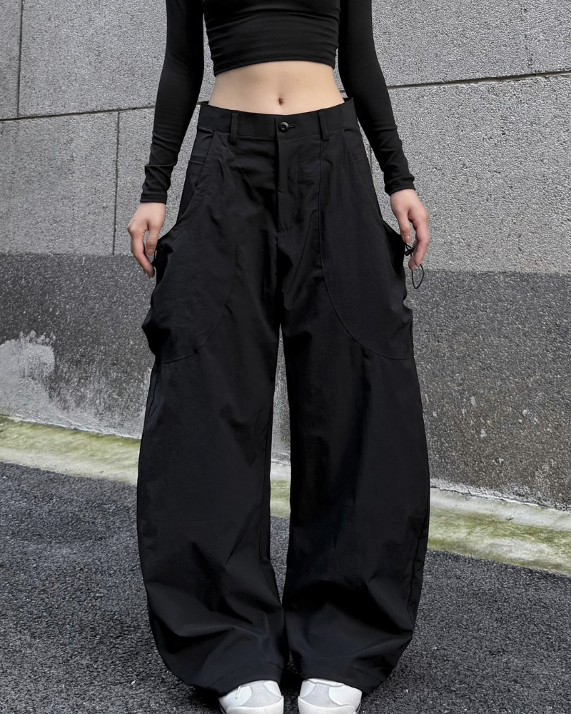 Streetwear Curved Wide-Fit Women Cargo Pants